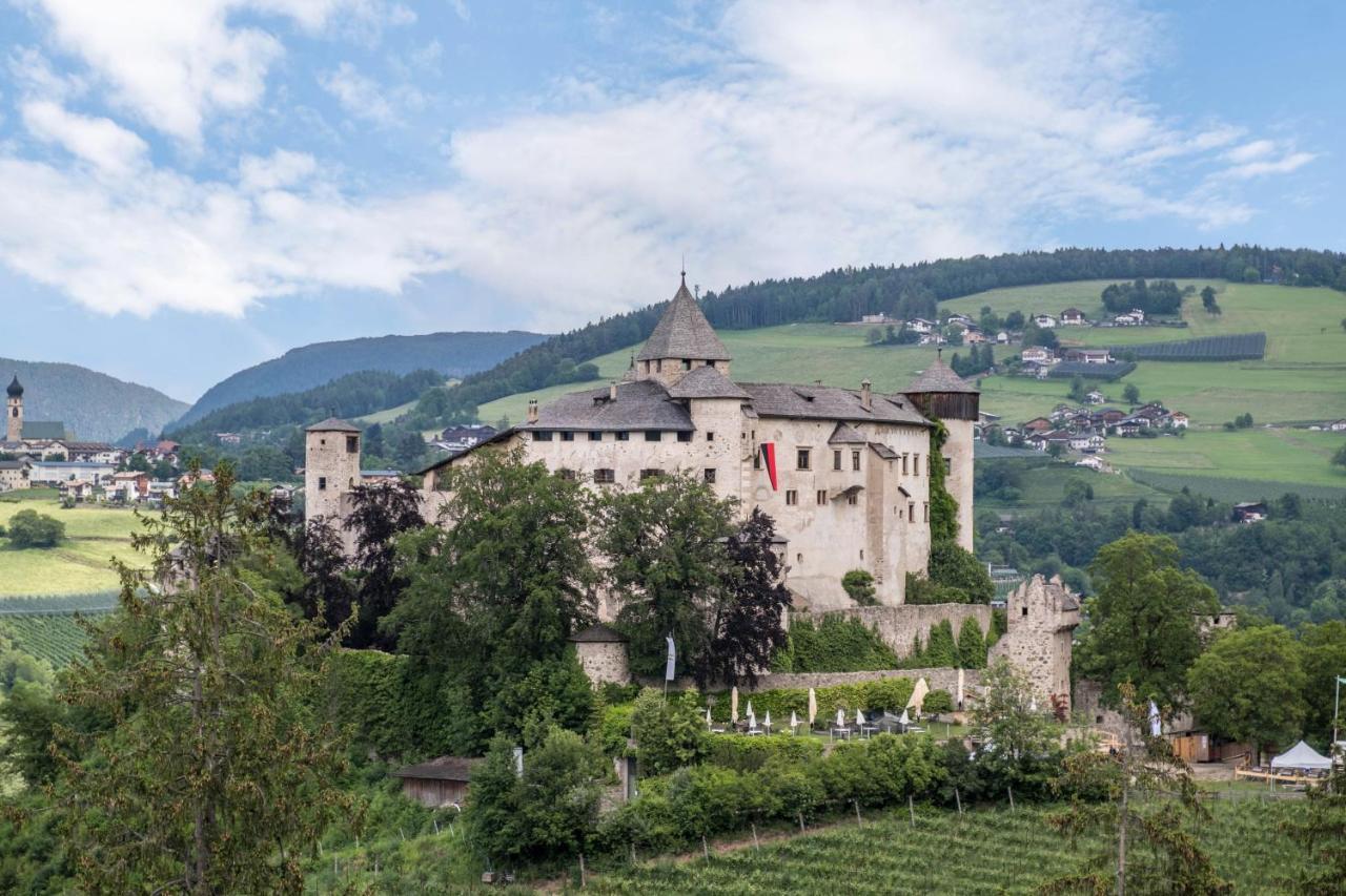 Schneewittchen Schlosshof Umes Екстер'єр фото